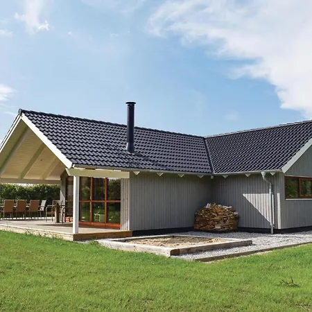 3 Bedroom Beautiful In 펜션 *